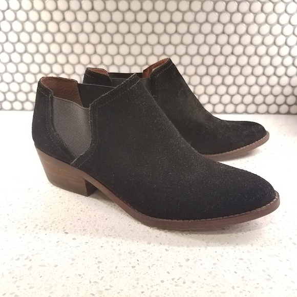Lucky Brand Shoes - Lucky Brand suede ankle boots Size 8.5
